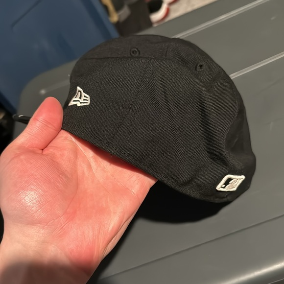 Yankees hat - Picture 2 of 3